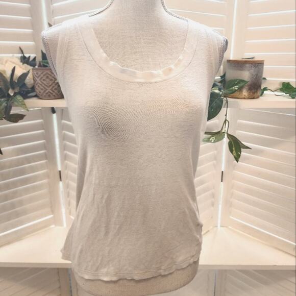 Chloe Tops - CHLOE LIGHT BEIGHE TEE SIZE SMALL 1251